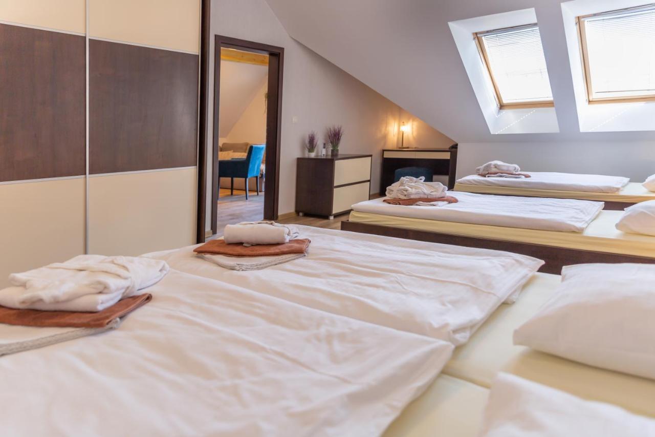 Apartman Aqua Besenova Luaran gambar